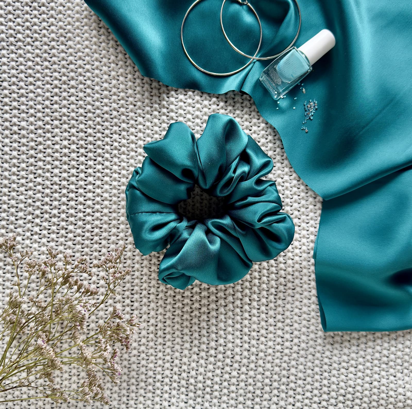 OCEAN VIBES - hedvábná scrunchie JUMBO - View 1